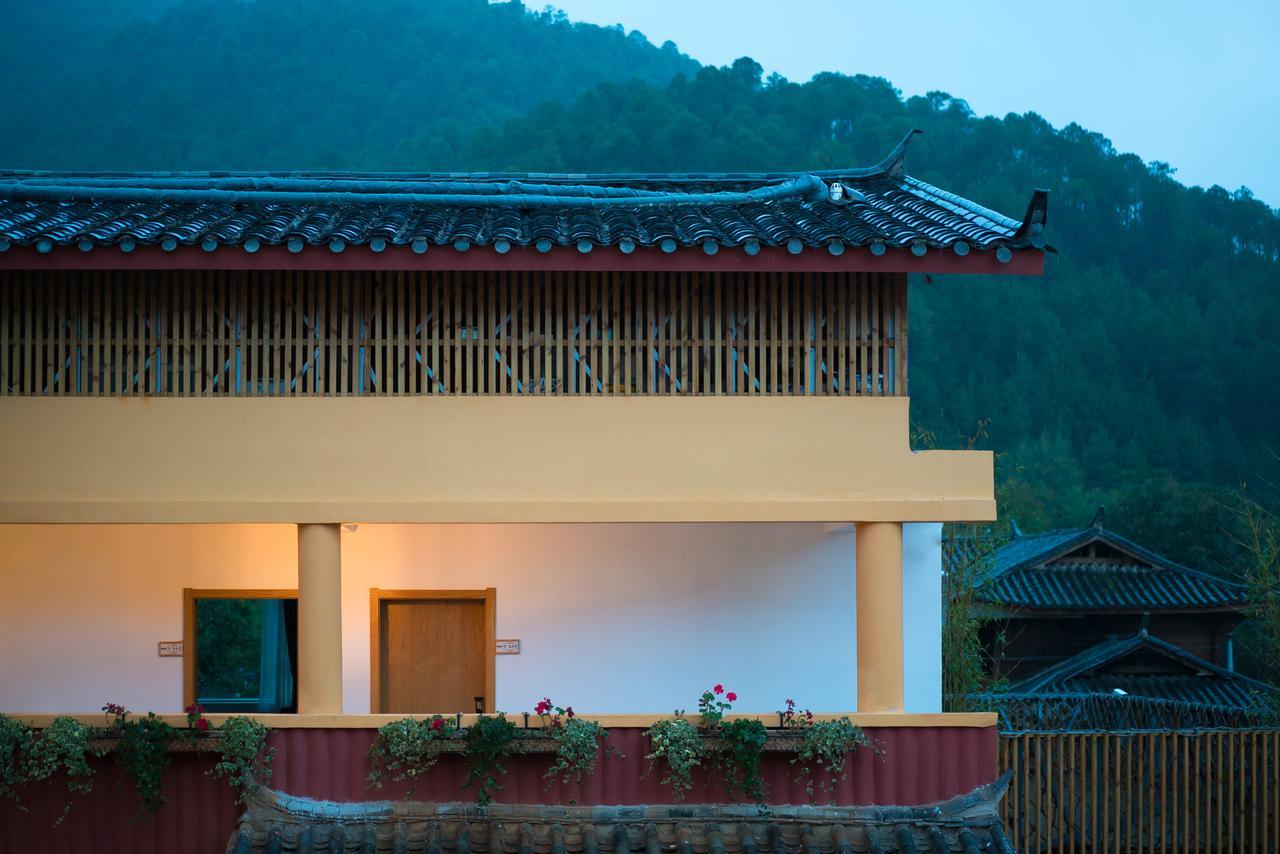 Bamboo Cultural Lake Inn Ninglang Exterior foto